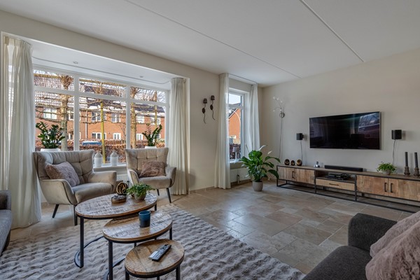 Medium property photo - Franklinhage 3, 8302 WD Emmeloord